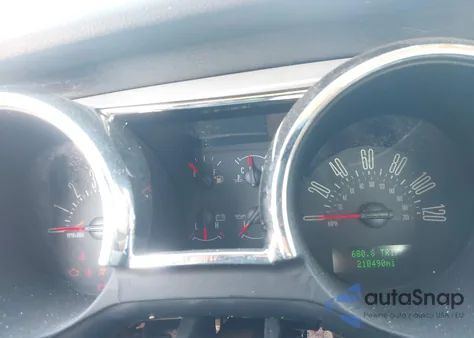 2006 Ford Mustang V6 z USA, uszkodzony, nr VIN 1ZVFT80NX65239883